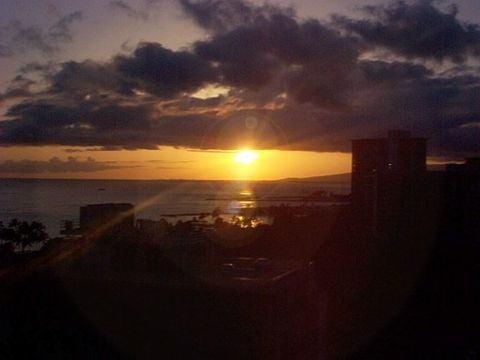 Sunset at Waikiki 2